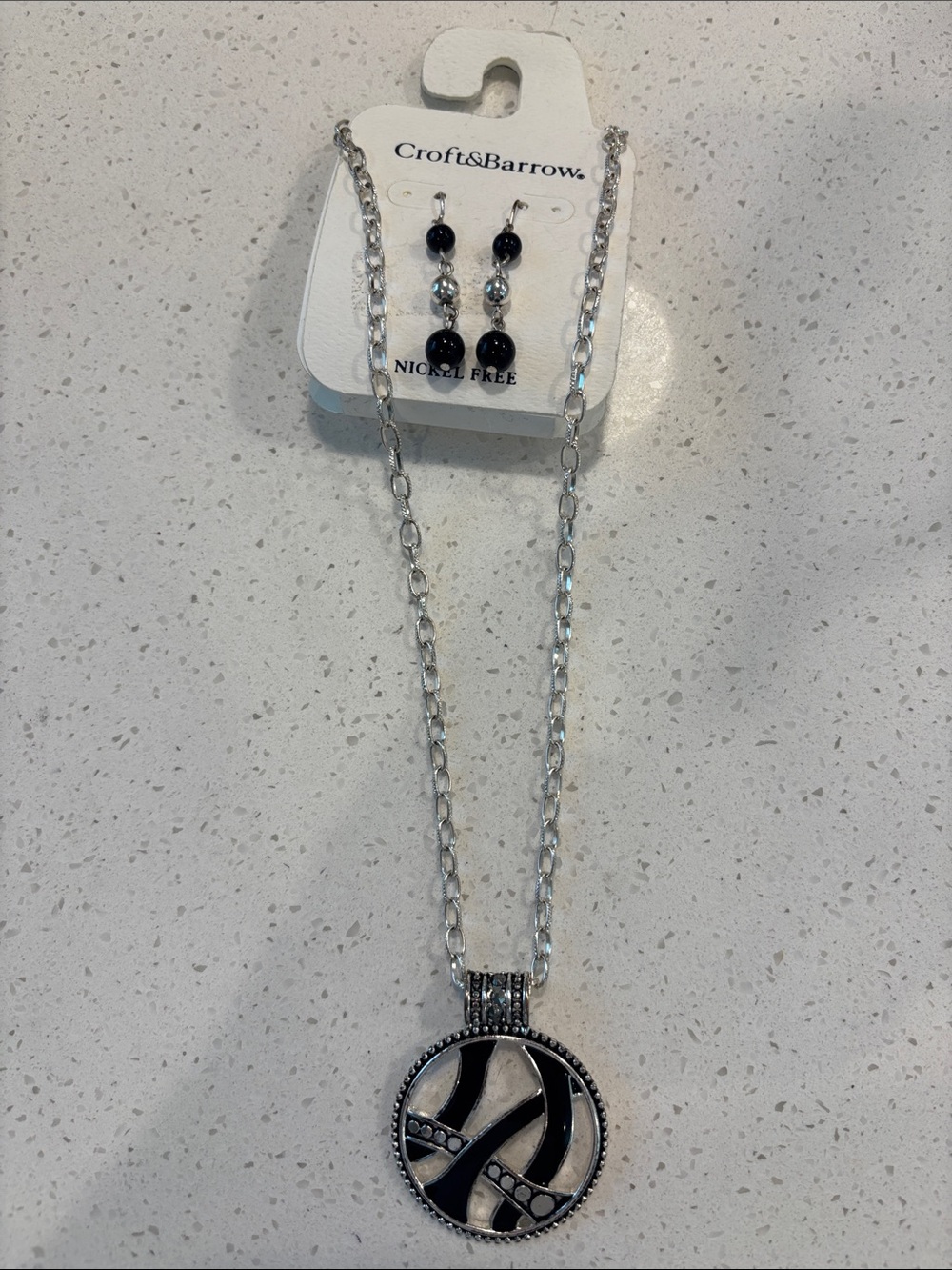 Croft & Barrow Silver Tone Black and White Pendant Necklace with Earrings